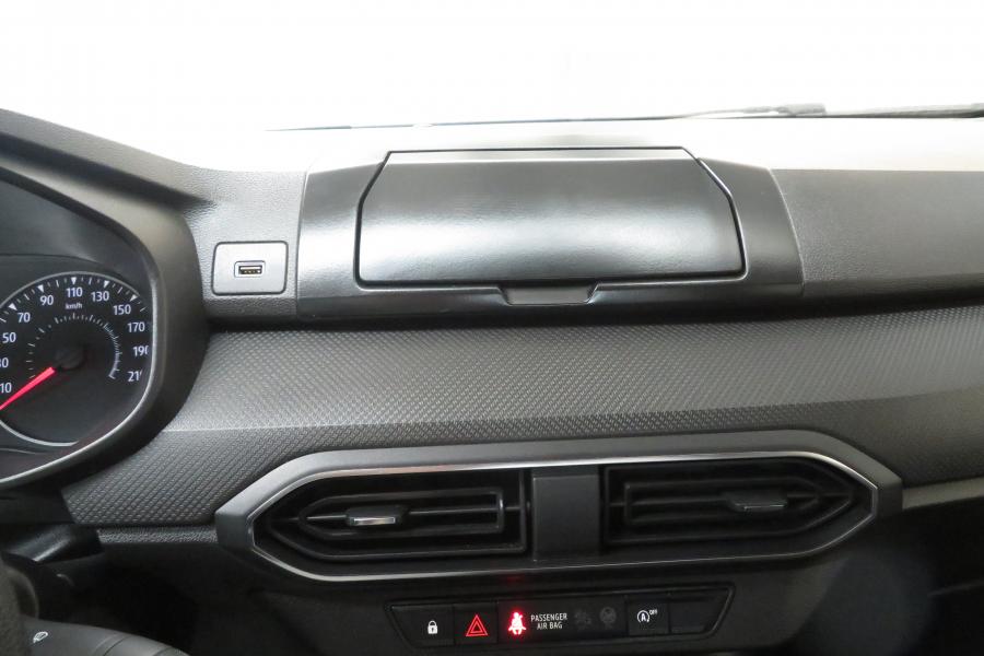 dacia-sandero-2022-gasolina-999cc