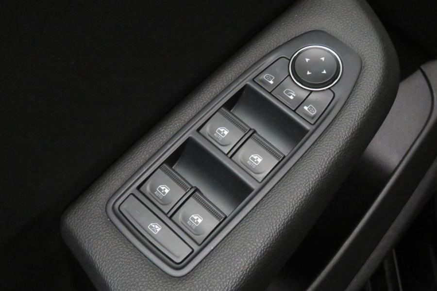 mitsubishi-colt-2025-gasolina-999cc