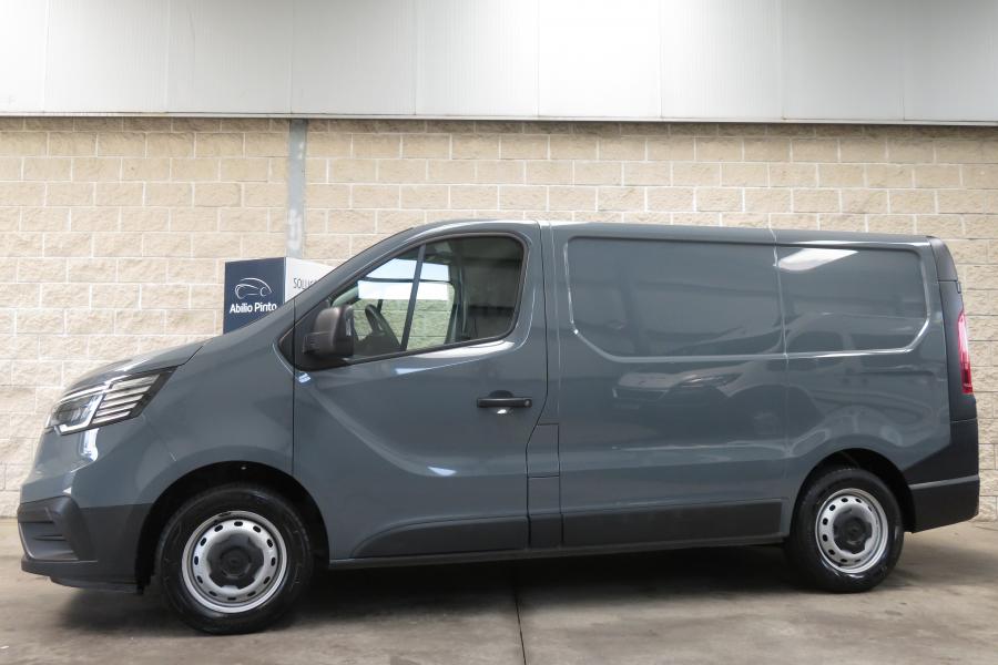 renault-trafic-2023-diesel-1997cc