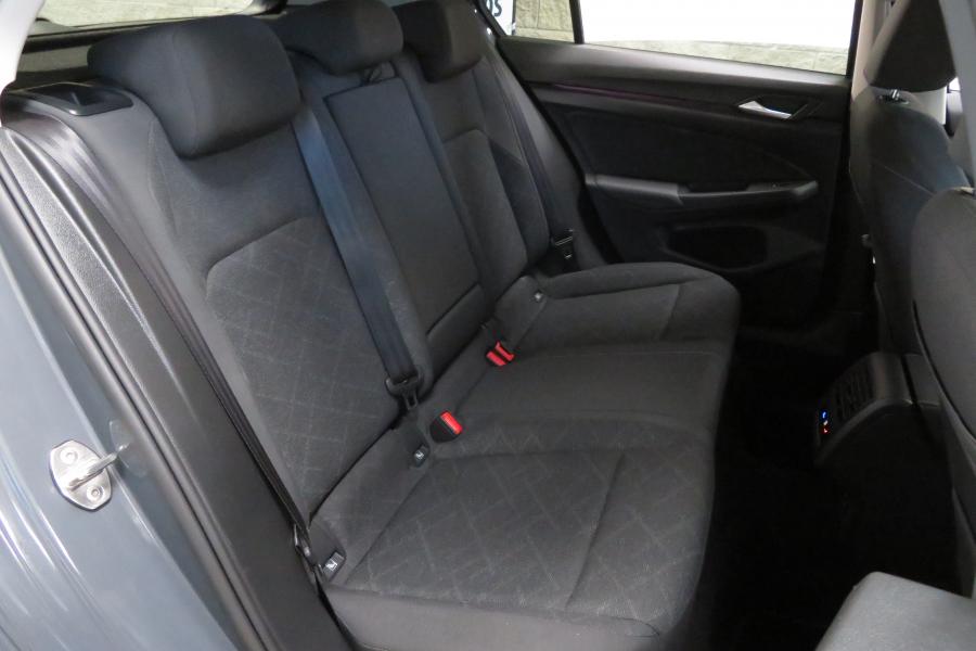 volkswagen-golf-2023-gasolina-999cc