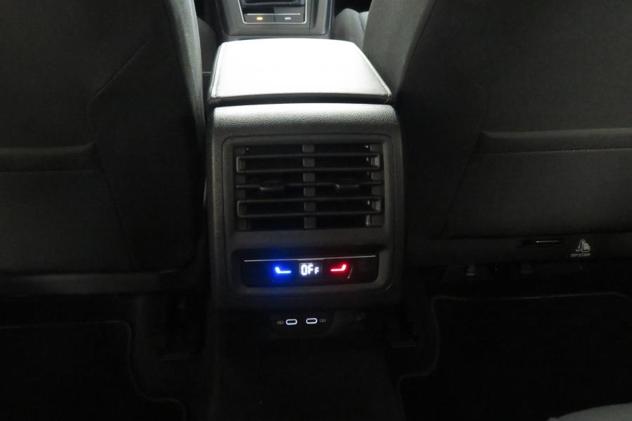 volkswagen-golf-2023-gasolina-999cc
