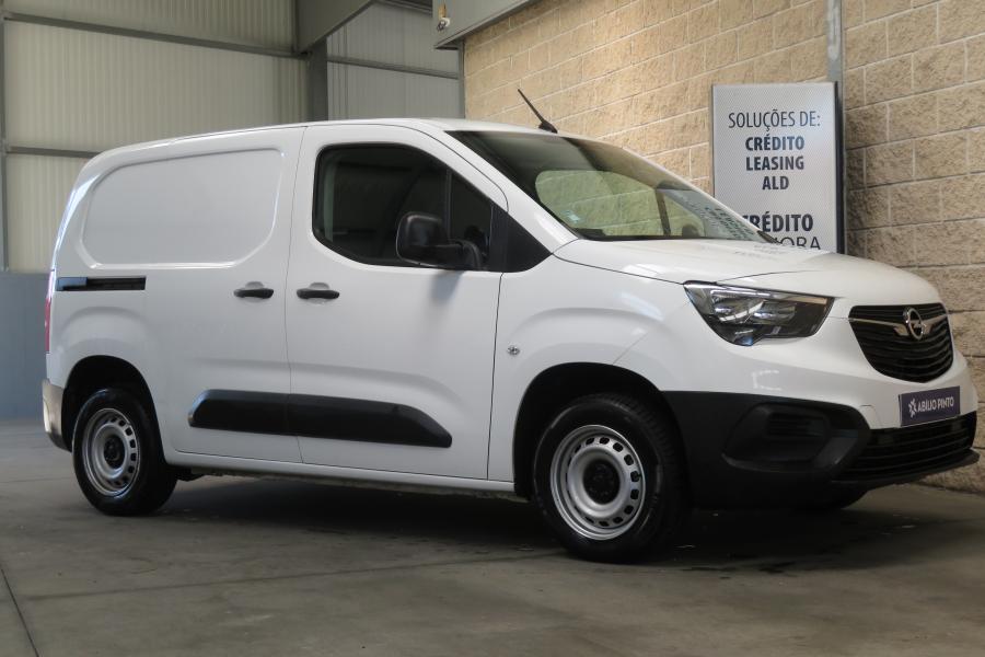 opel-combo-2022-diesel-1499cc