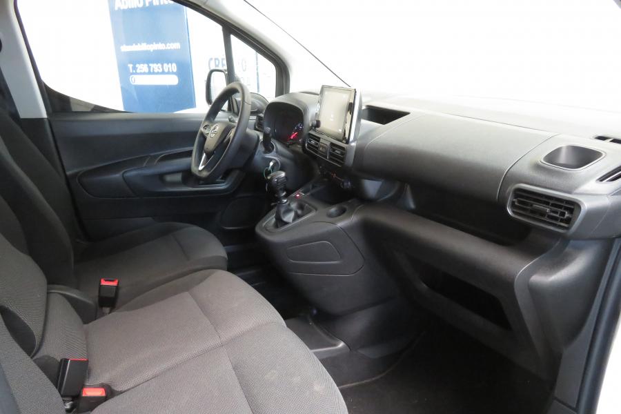 opel-combo-2022-diesel-1499cc
