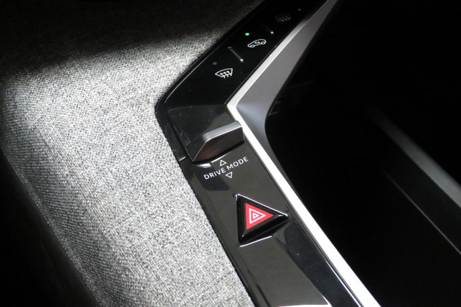 peugeot-5008-2025-gasolina-1199cc