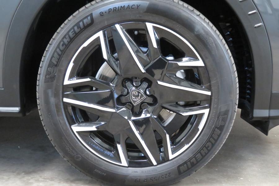 peugeot-5008-2025-gasolina-1199cc