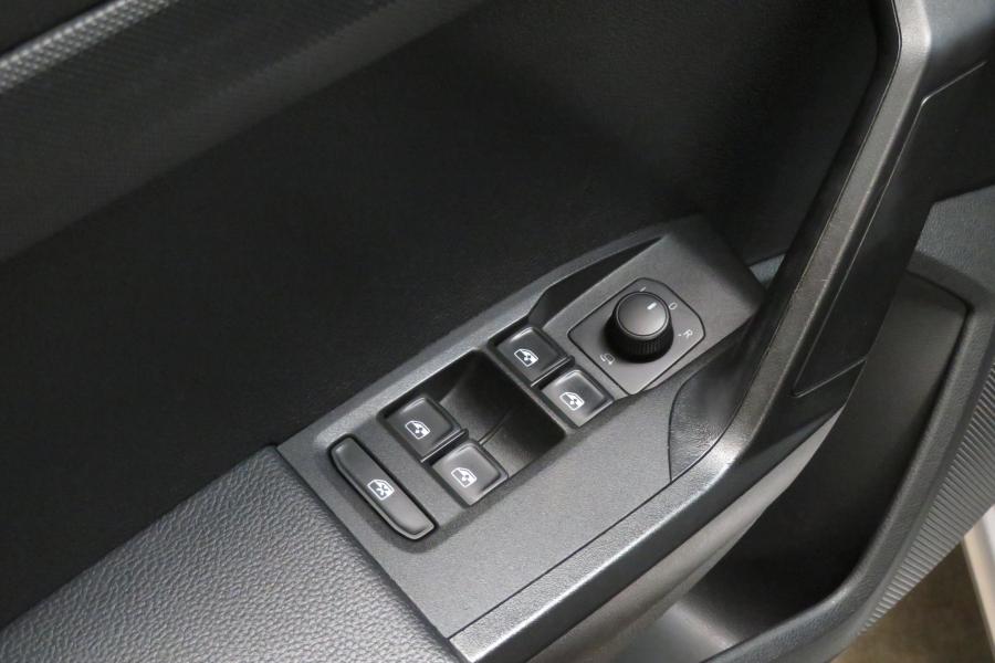 seat-ibiza-2022-gasolina-999cc