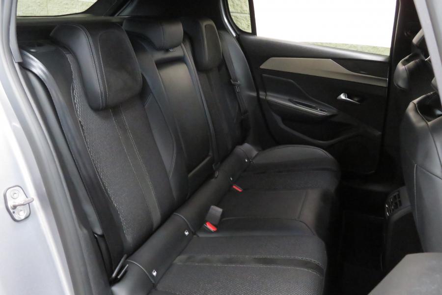 peugeot-308-2024-hibrido-a-gasolina-1598cc