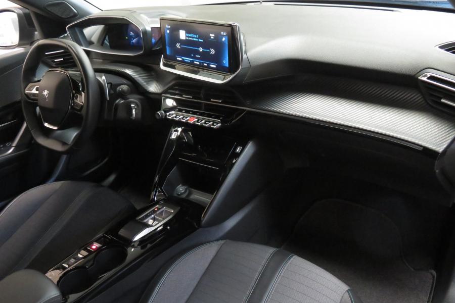 peugeot-2008-2023-gasolina-1199cc