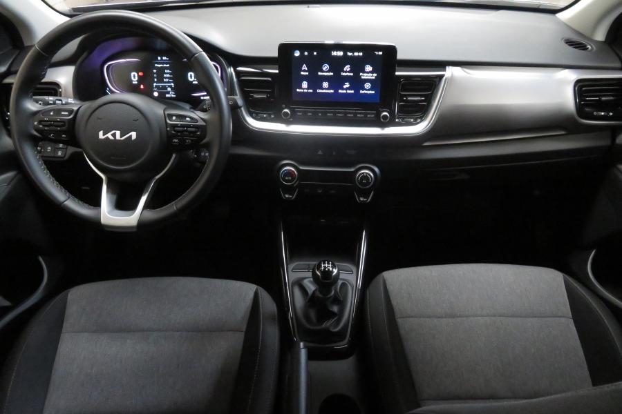 kia-stonic-2025-gasolina-1197cc