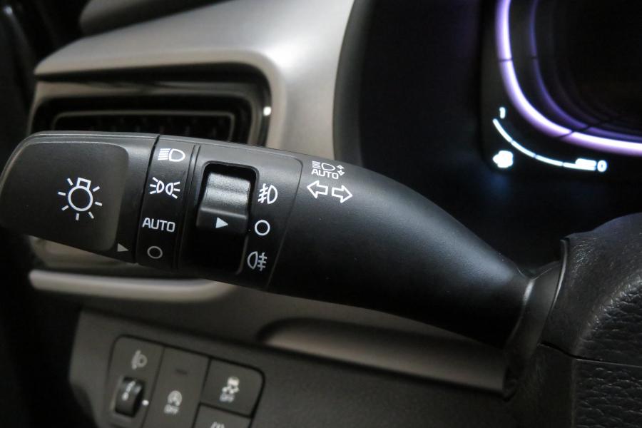kia-stonic-2025-gasolina-1197cc