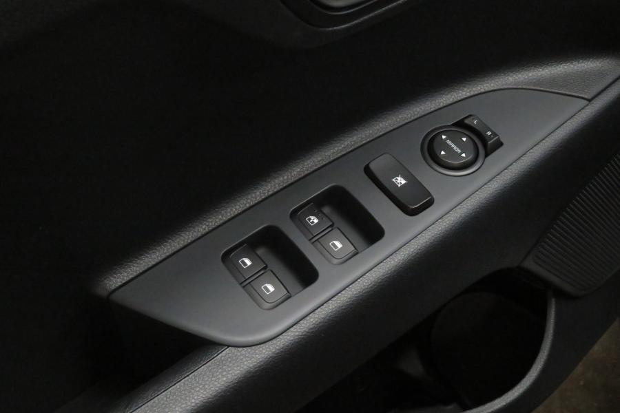 kia-stonic-2025-gasolina-1197cc