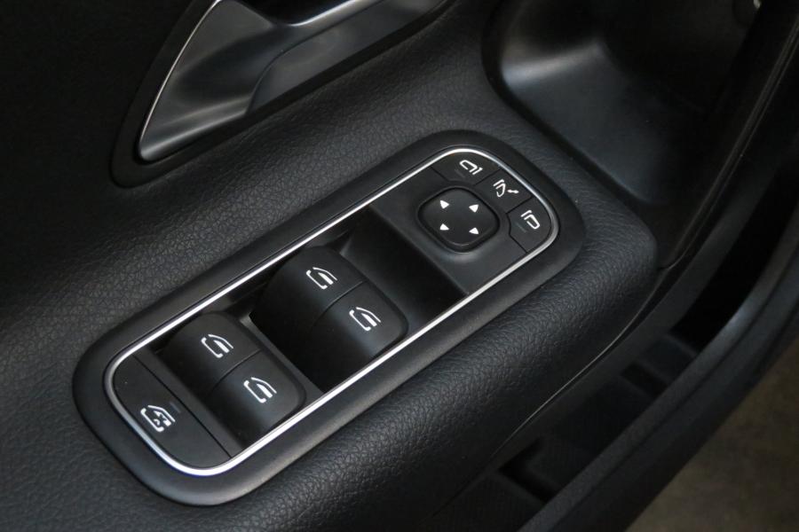 mercedes-benz-classe-a-2021-hibrido-a-gasolina-1332cc