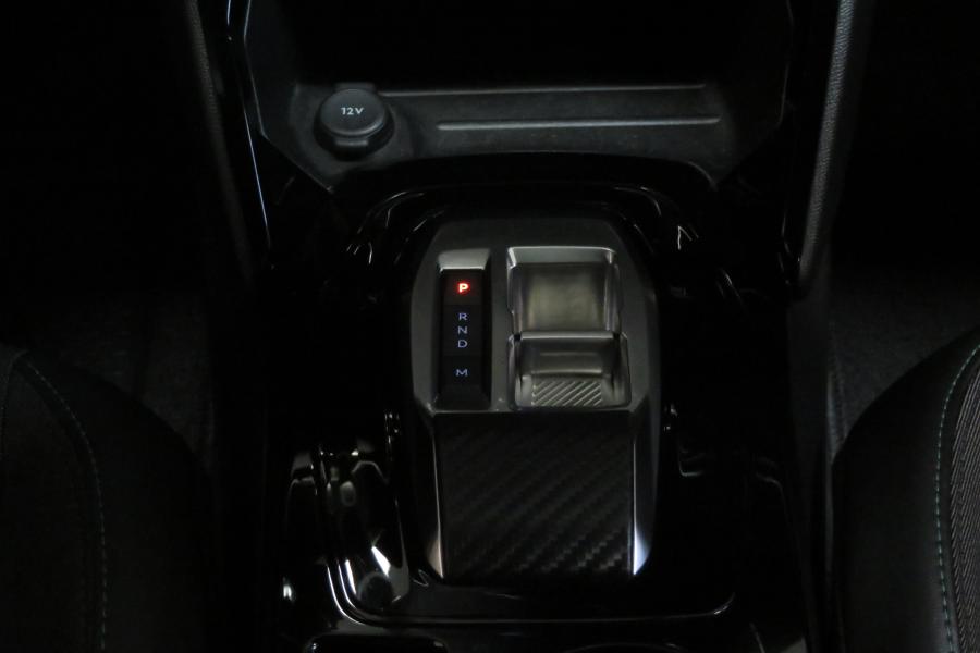 peugeot-2008-2023-gasolina-1199cc
