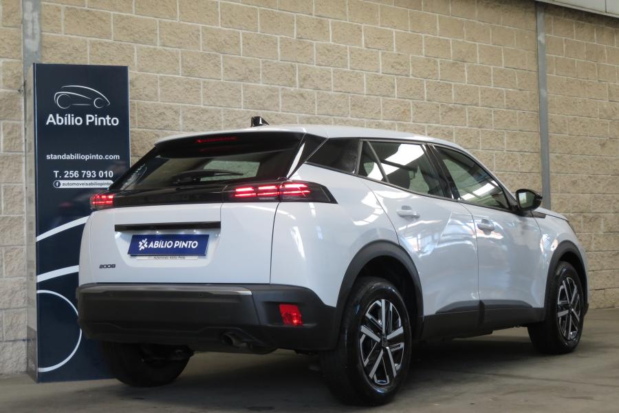 peugeot-2008-2024-gasolina-1199cc