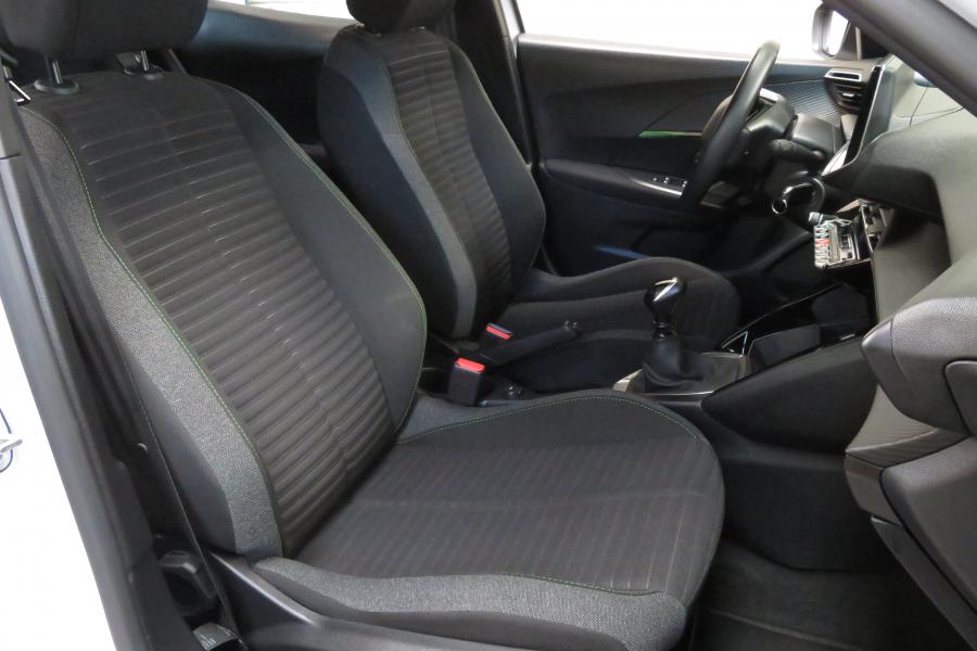 peugeot-2008-2024-gasolina-1199cc