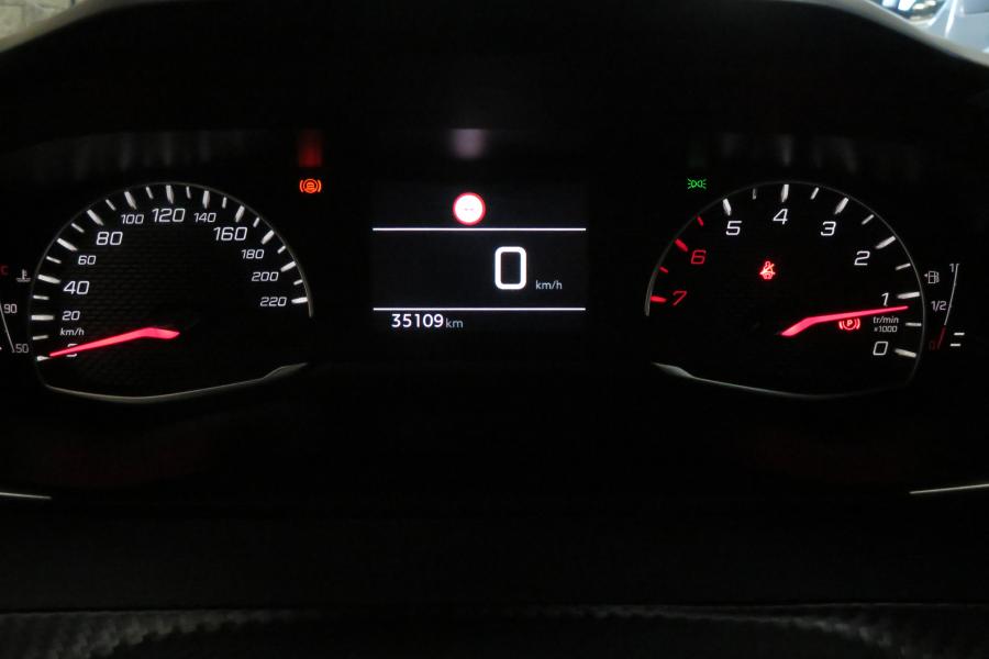 peugeot-2008-2024-gasolina-1199cc