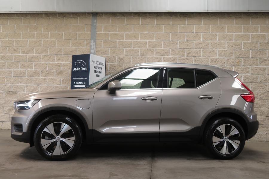 volvo-xc40-2022-hibrido-a-gasolina-1477cc