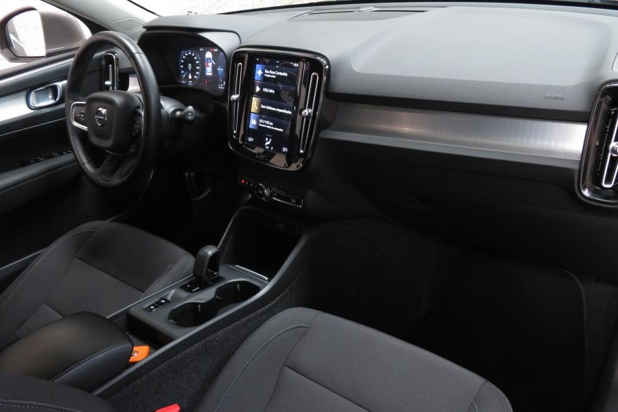 volvo-xc40-2022-hibrido-a-gasolina-1477cc