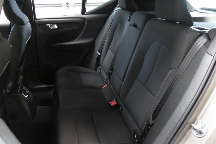 volvo-xc40-2022-hibrido-a-gasolina-1477cc