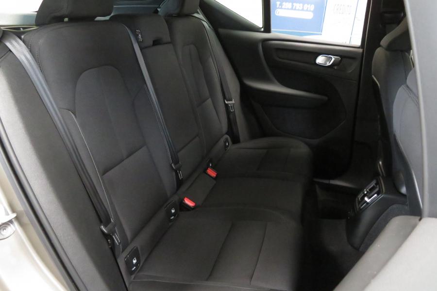 volvo-xc40-2022-hibrido-a-gasolina-1477cc