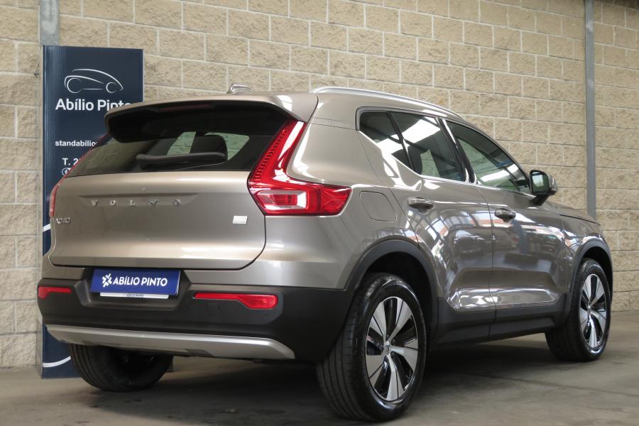 volvo-xc40-2022-hibrido-a-gasolina-1477cc