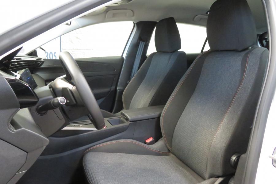 peugeot-308-2025-hibrido-a-gasolina-1199cc