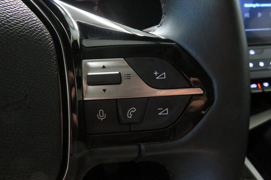 peugeot-308-2025-hibrido-a-gasolina-1199cc