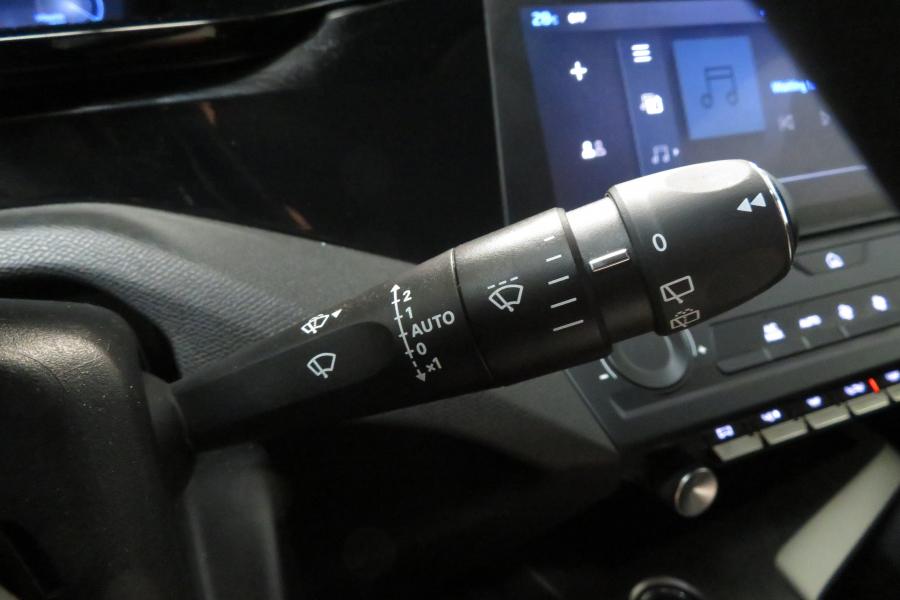 peugeot-308-2025-hibrido-a-gasolina-1199cc