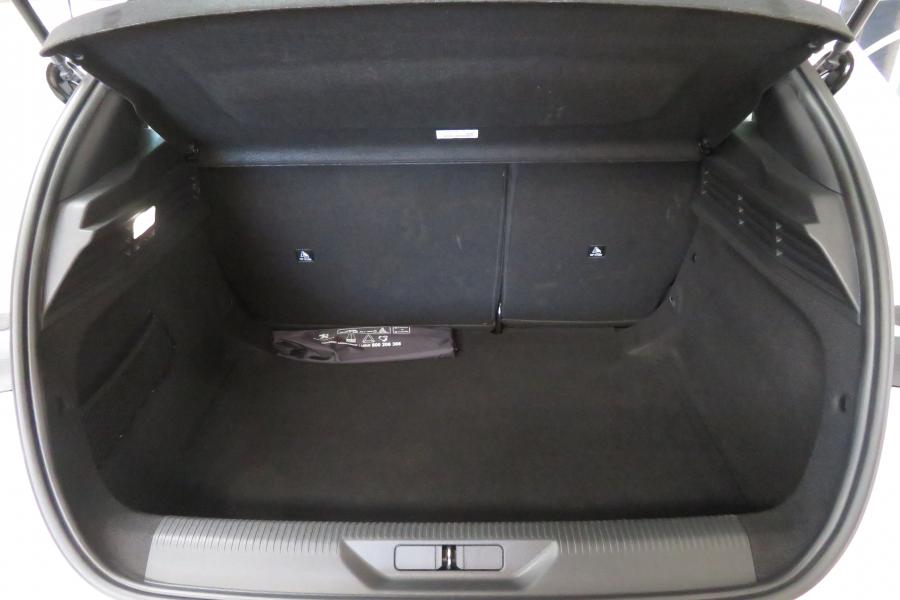 peugeot-308-2025-hibrido-a-gasolina-1199cc