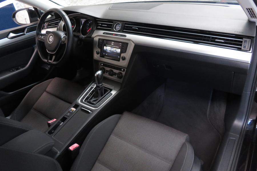 volkswagen-passat-variant-2017-diesel-1968cc