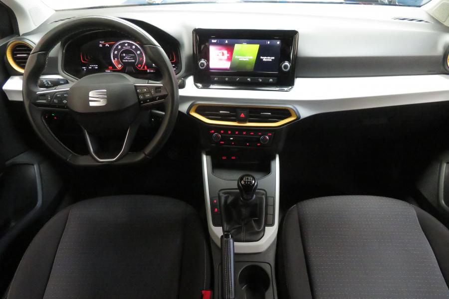 seat-arona-2023-gasolina-999cc