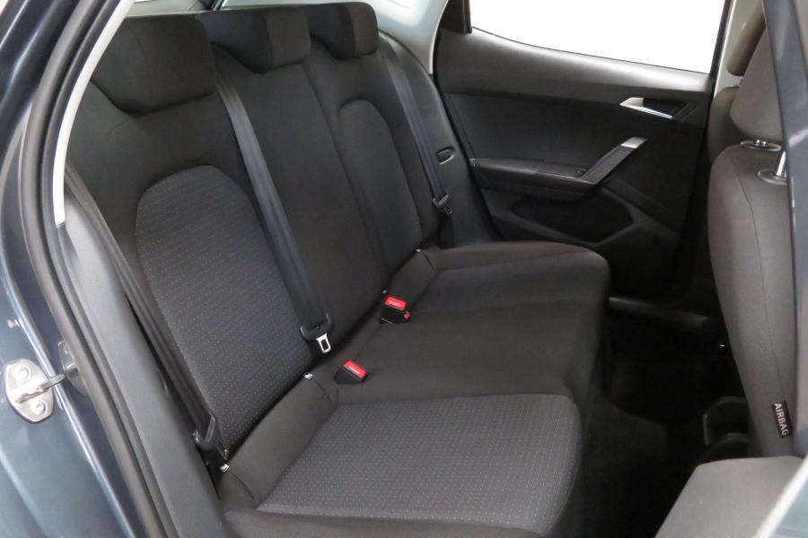 seat-arona-2023-gasolina-999cc