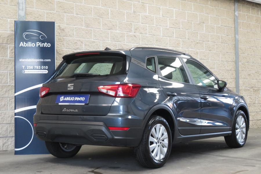 seat-arona-2023-gasolina-999cc