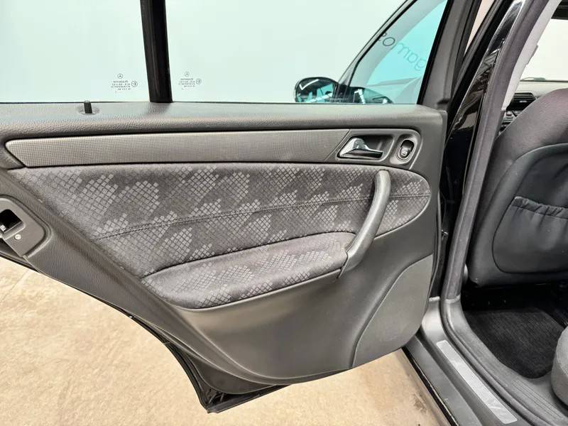 mercedes-benz-classe-c-2002-diesel-2148cc