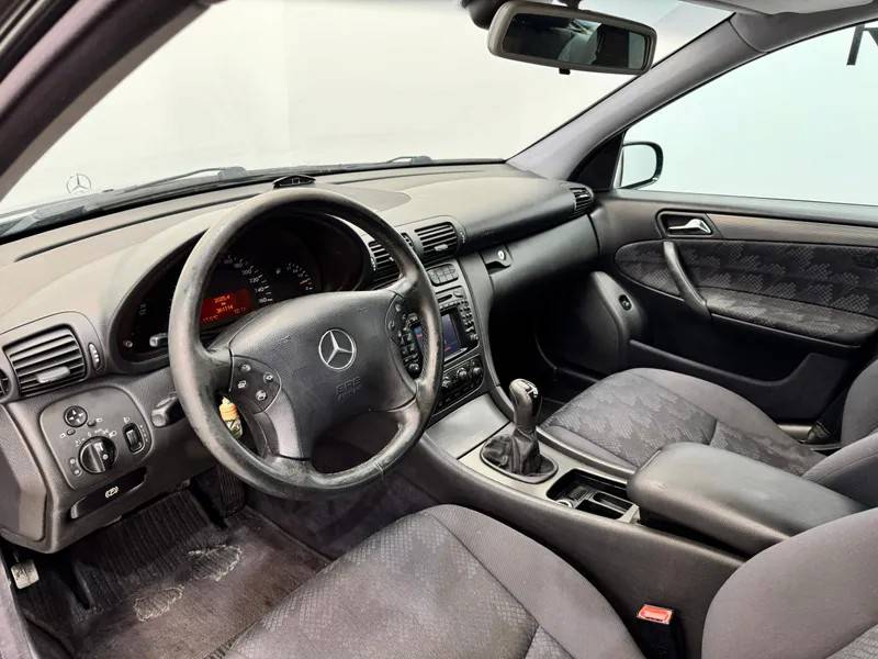 mercedes-benz-classe-c-2002-diesel-2148cc