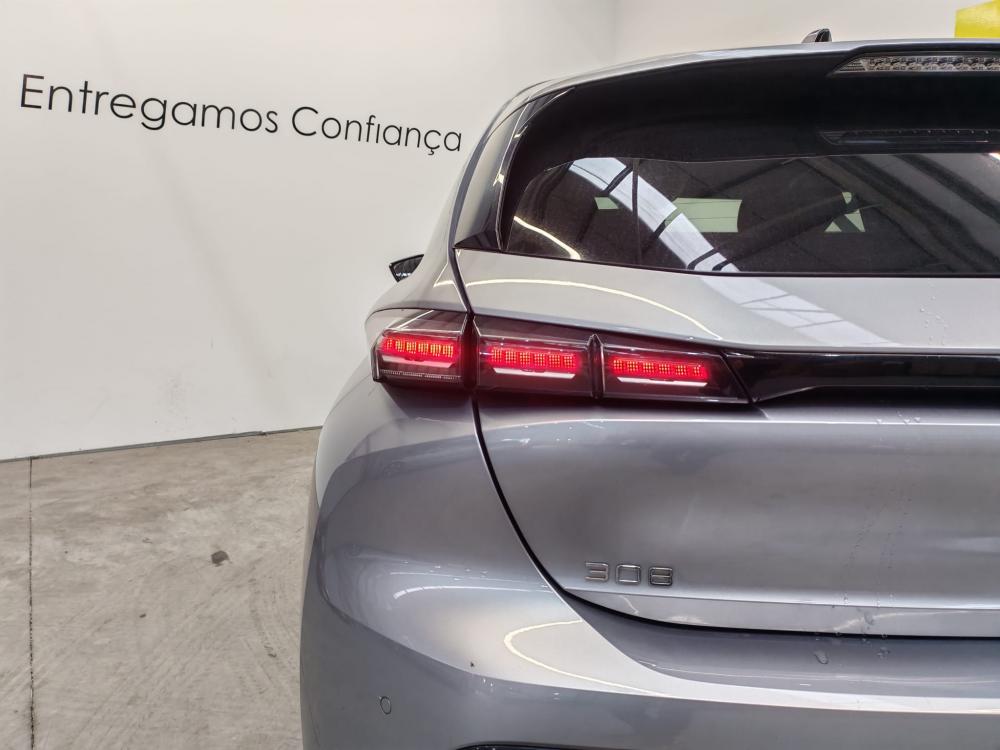 peugeot-308-2022-gasolina-1199cc