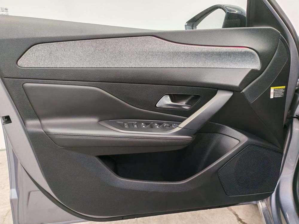 peugeot-308-2022-gasolina-1199cc