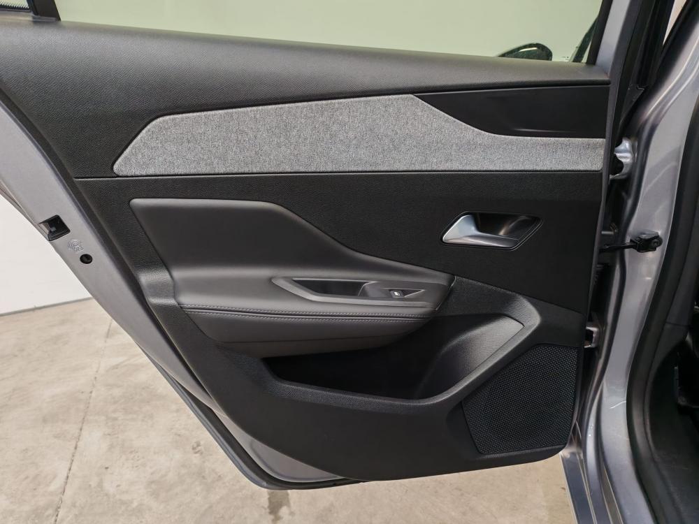 peugeot-308-2022-gasolina-1199cc