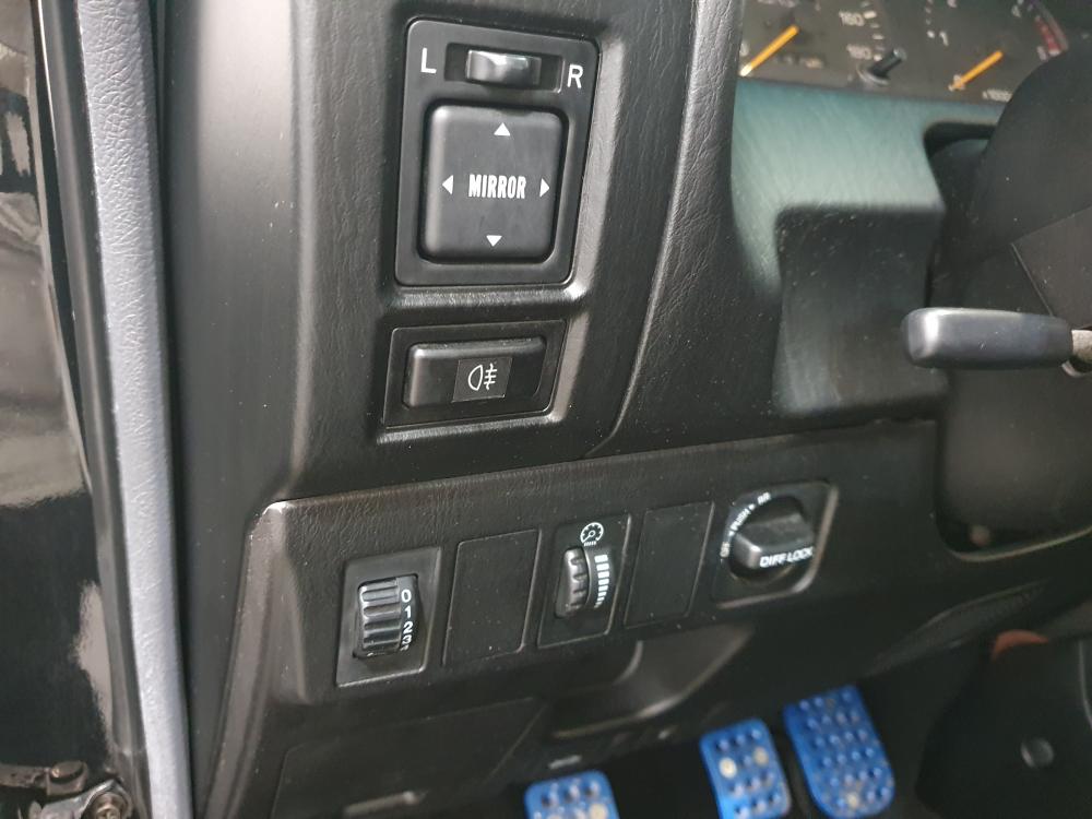 toyota-land-cruiser-1997-diesel-2982cc