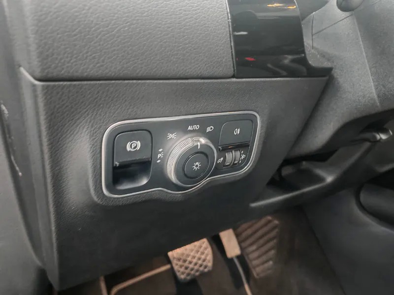 mercedes-benz-gla-2021-diesel-1950cc