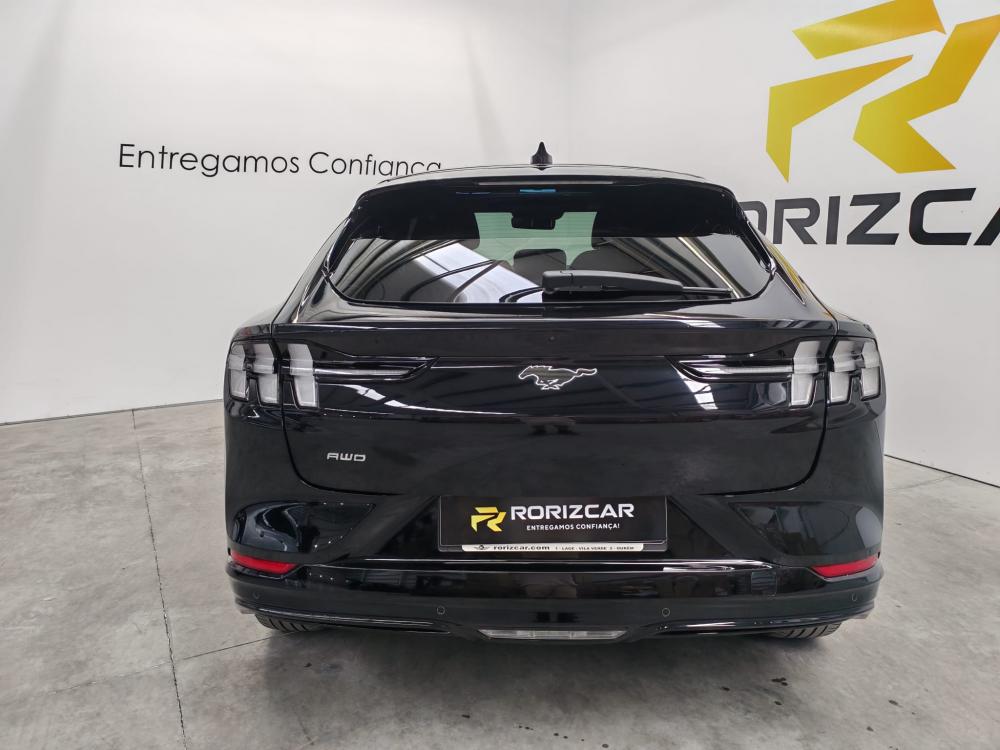ford-mustang-mach-e-2023-eletrico-0cc