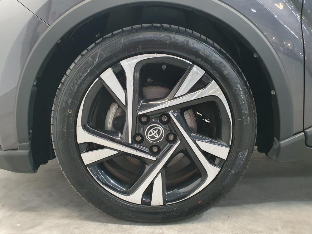 toyota-c-hr-2022-hibrido-a-gasolina-1798cc