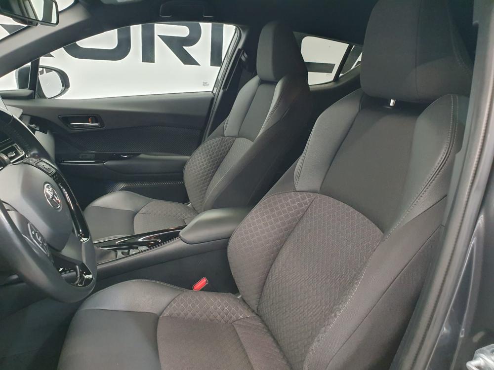toyota-c-hr-2022-hibrido-a-gasolina-1798cc