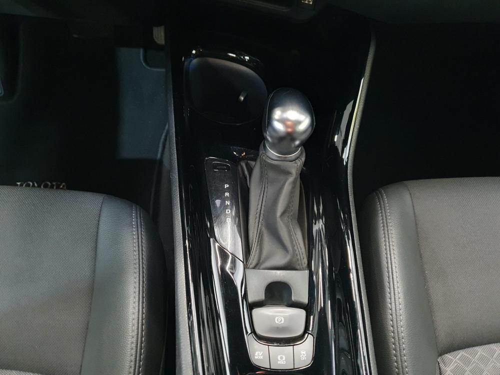 toyota-c-hr-2022-hibrido-a-gasolina-1798cc