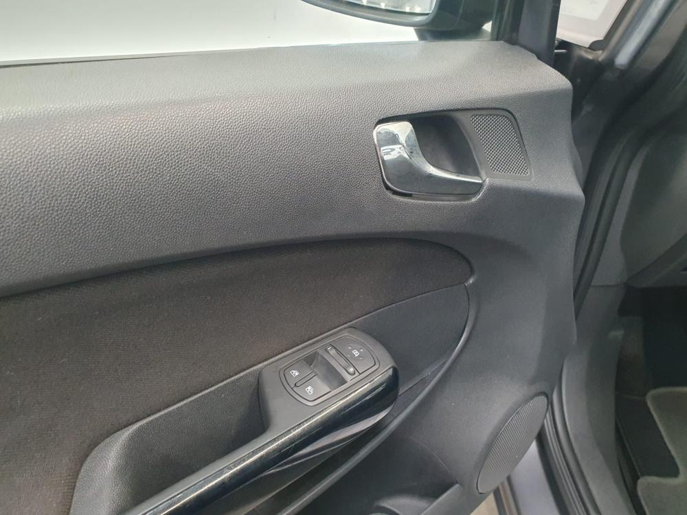opel-corsa-2011-diesel-1248cc