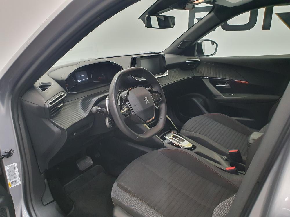 peugeot-2008-2023-diesel-1499cc