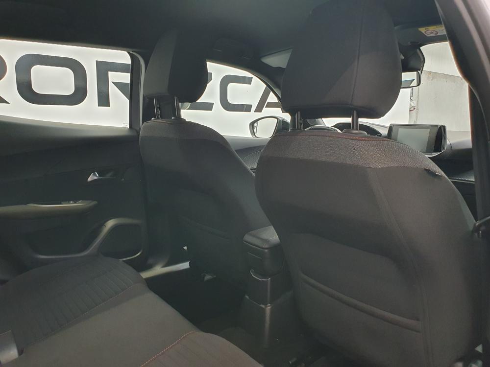 peugeot-2008-2023-diesel-1499cc