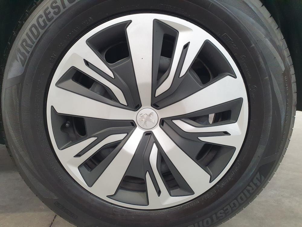 peugeot-2008-2023-diesel-1499cc