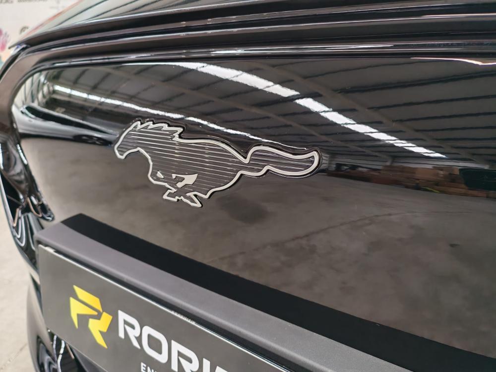ford-mustang-mach-e-2023-eletrico-0cc