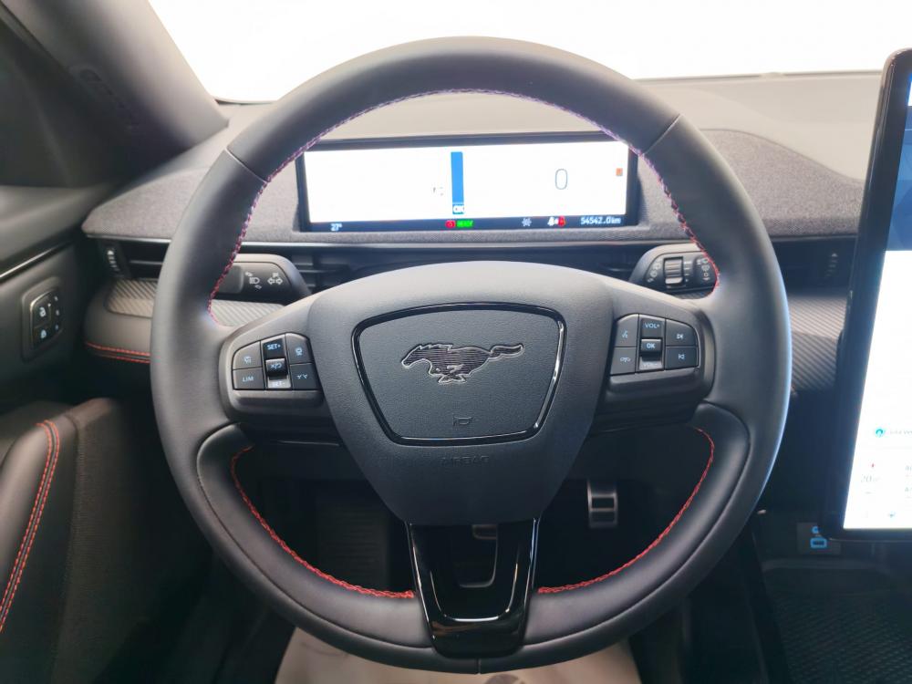 ford-mustang-mach-e-2023-eletrico-0cc